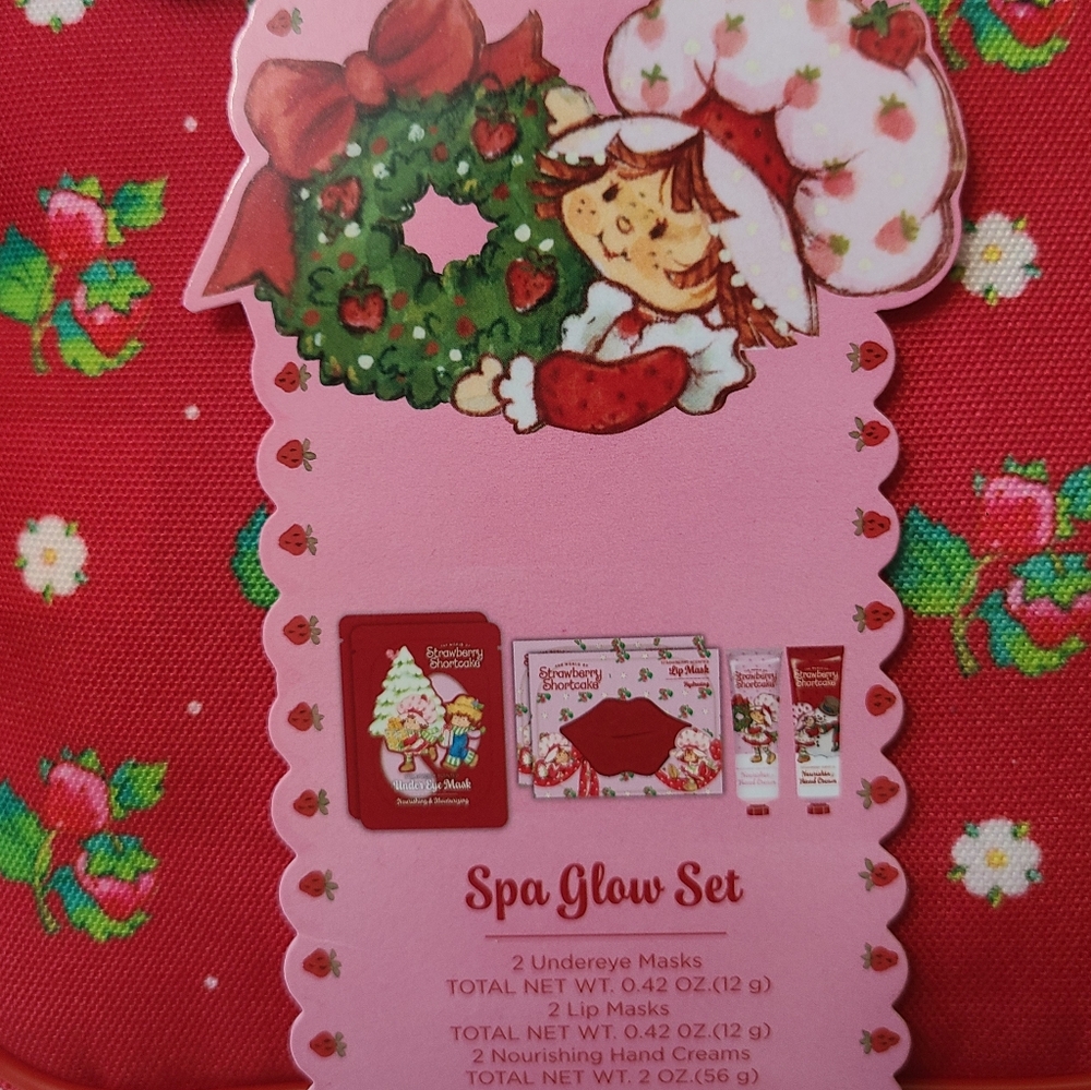Strawberry Shortcake Spa Set 🍓 - Picture 3 of 3